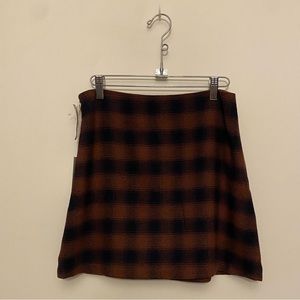 ARITZIA CLASSIC MINI SIZE 6 NAVY/RUST FADE PLAID